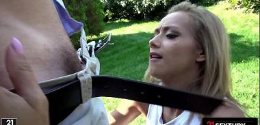 21Sextury Veronica Leal Swallows A Cum Load-In-One On The Golf Course